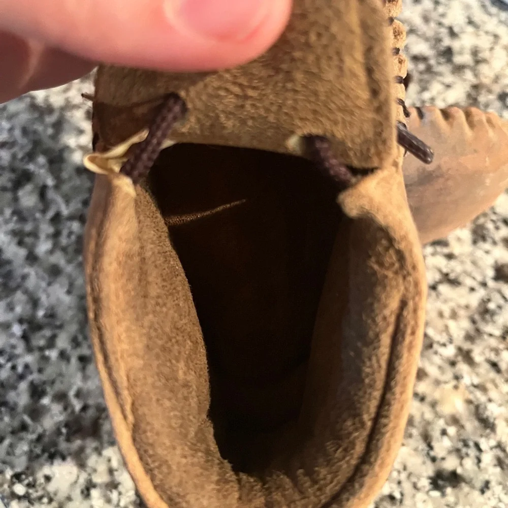 DBL Barrel Kid’s Moccasins toddler Size 4